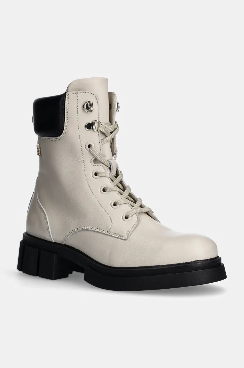 Kožne čizme Tommy Hilfiger LACE-UP BIKER LEATHER za žene, boja: bijela, s platformom, FW0FW08167