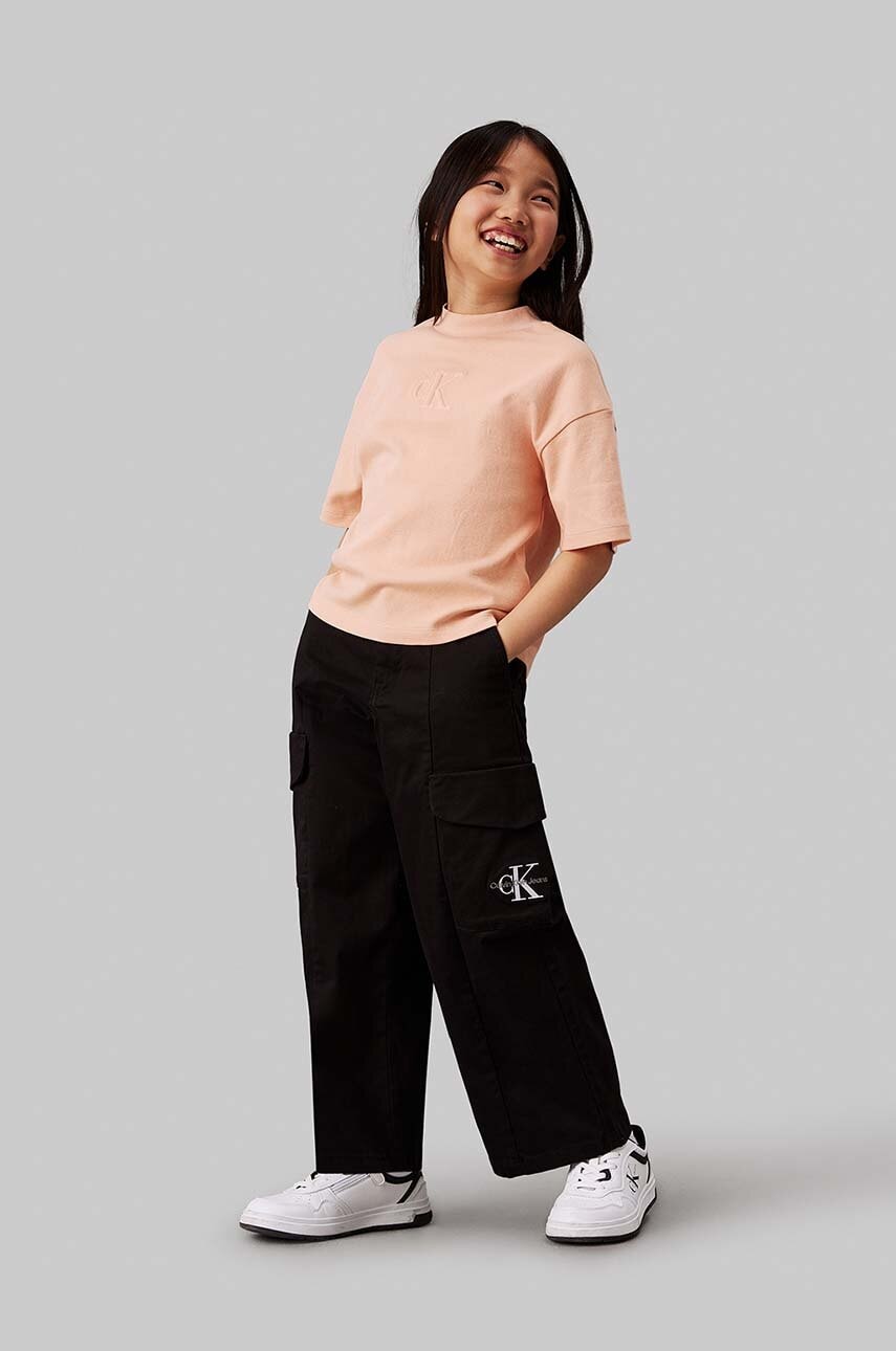 Otroške hlače Calvin Klein Jeans UTILITY CARGO PANTS črna barva, IG0IG02513