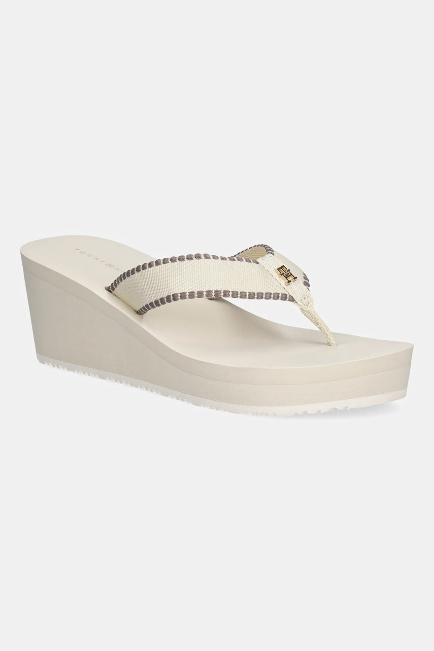 Japanke Tommy Hilfiger WEDGE BEACH SANDAL boja: bež, klin peta, FW0FW08738