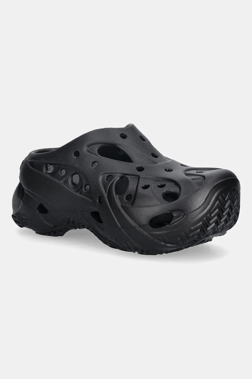 Natikače Crocs Caged W Clog boja: crna, 211141
