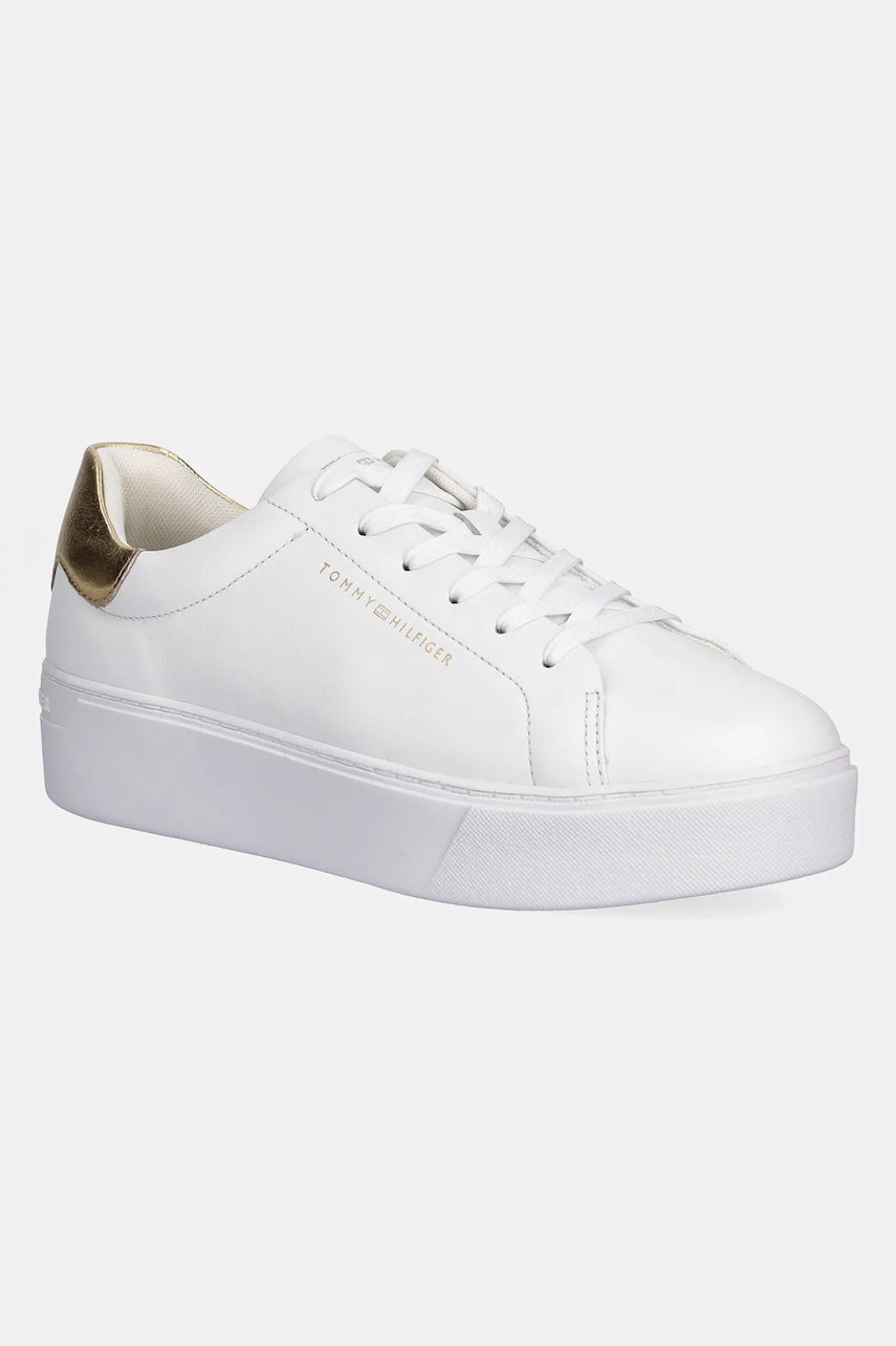 Usnjene superge Tommy Hilfiger ESSENTIAL PLATFORM COURT SNEAKER bela barva, FW0FW08756