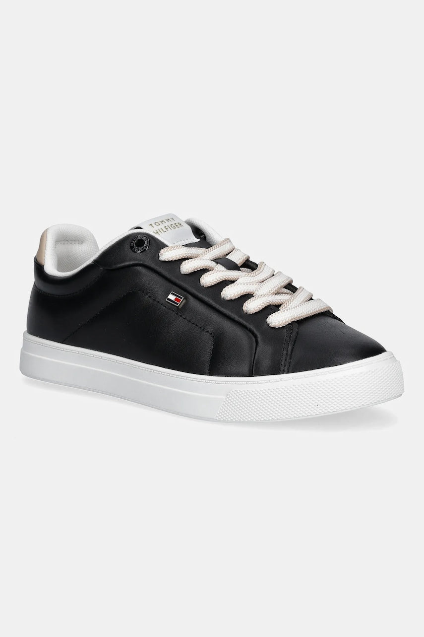 Usnjene superge Tommy Hilfiger ICON COURT SNEAKER črna barva, FW0FW08815