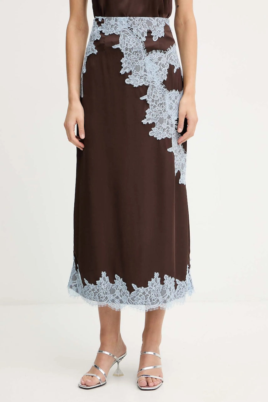 Suknja Never Fully Dressed boja: smeđa, maxi, širi se prema dolje, NFDSK708