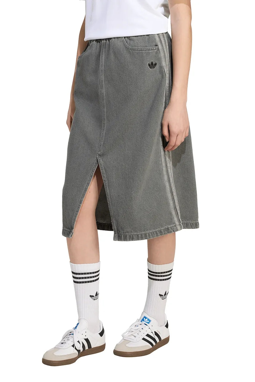 Otroško krilo iz jeansa adidas Originals siva barva, JY3561