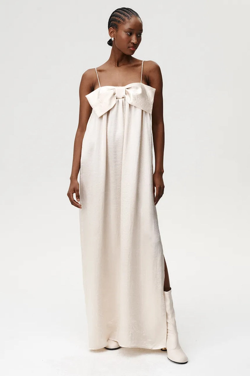 Haljina Undress Code boja: bež, maxi, oversize, 1038