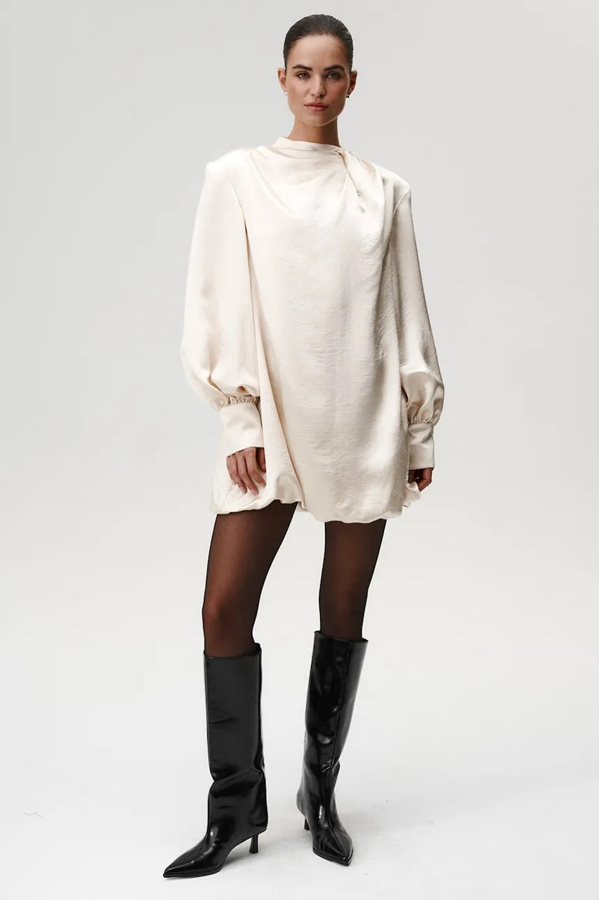 Haljina Undress Code boja: bež, mini, oversize, 1040