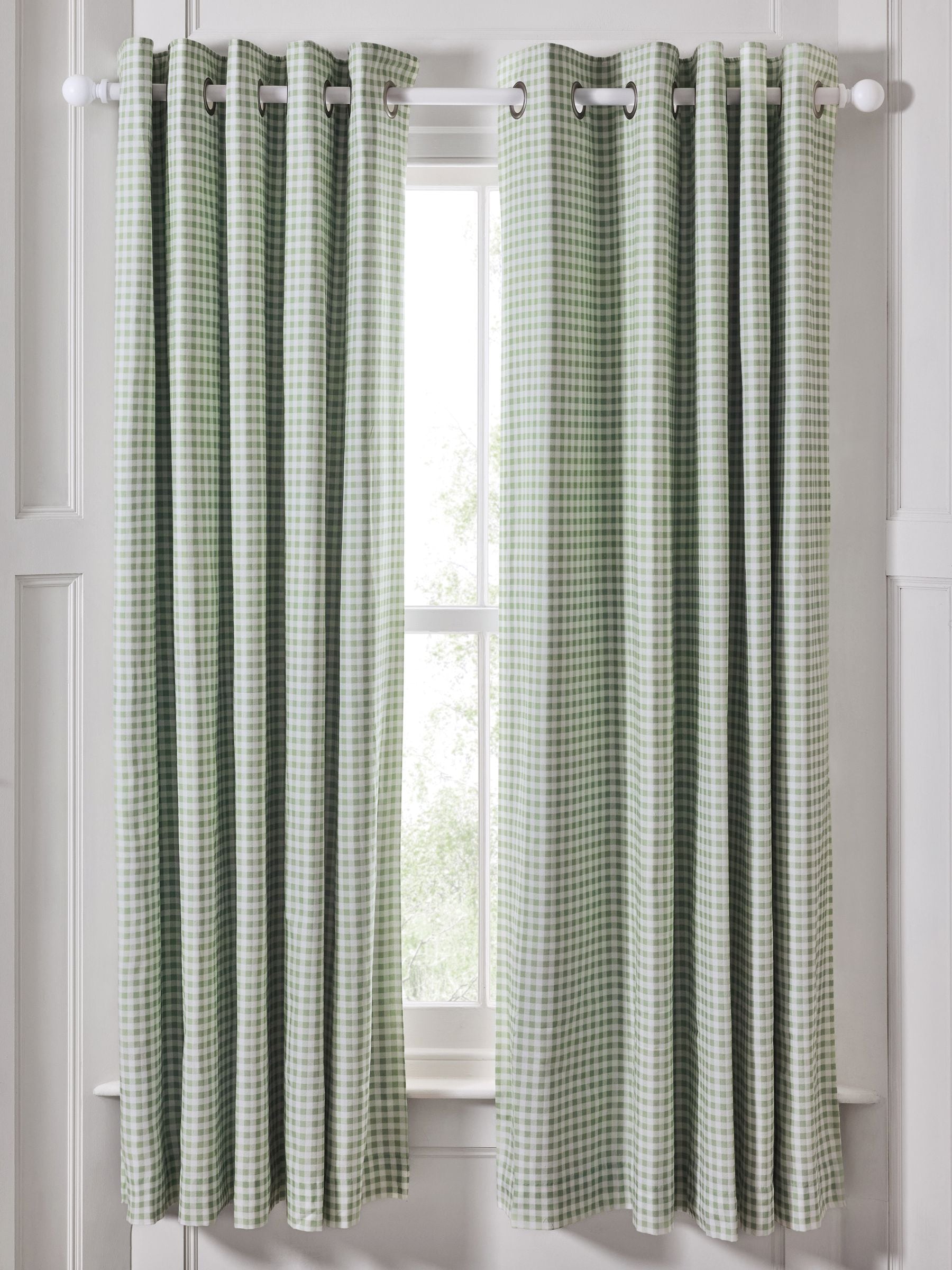 Green Gingham Blackout Lined Curtains 117Wx137D