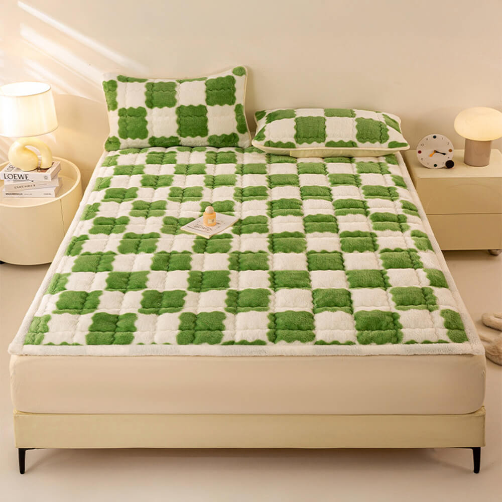 Warm Checkerboard Plush Mattress Topper and Pillowcase, Light Green - Twin(1Pcs)
