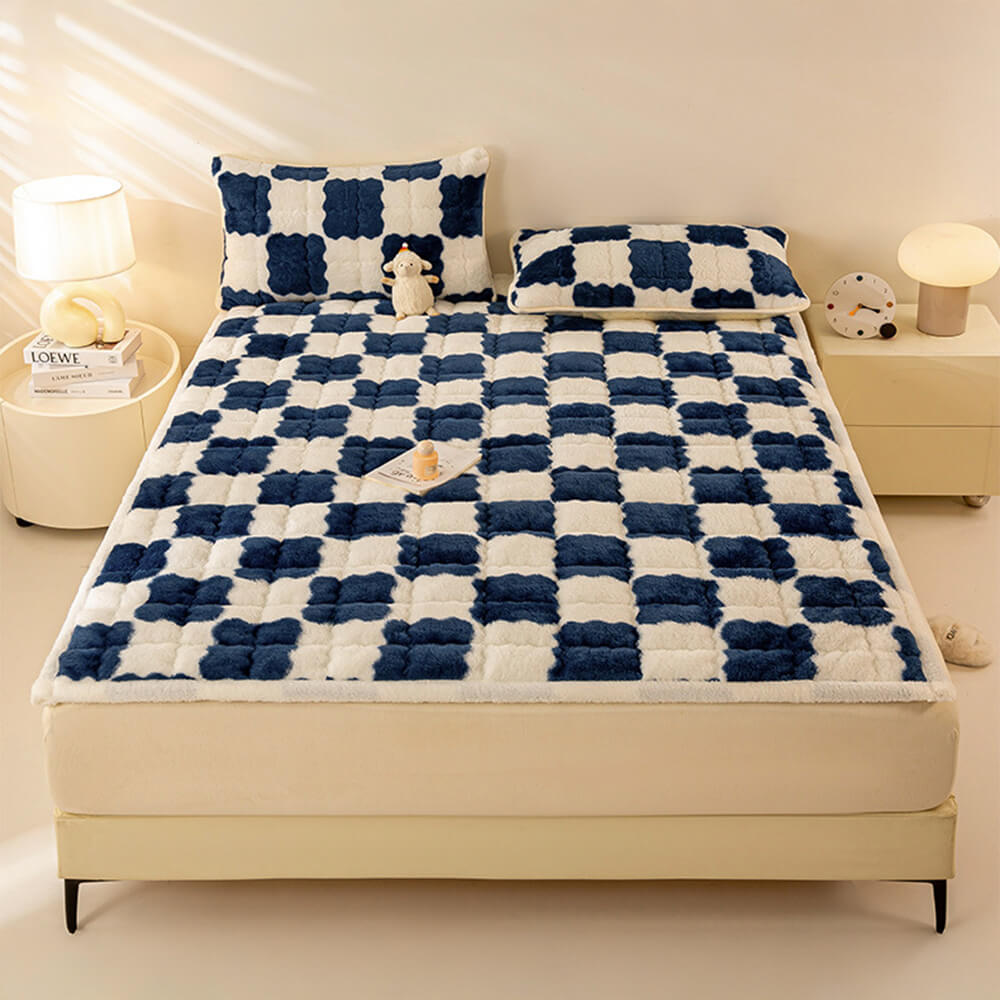 Warm Checkerboard Plush Mattress Topper and Pillowcase, Blue - Queen(1Pcs)