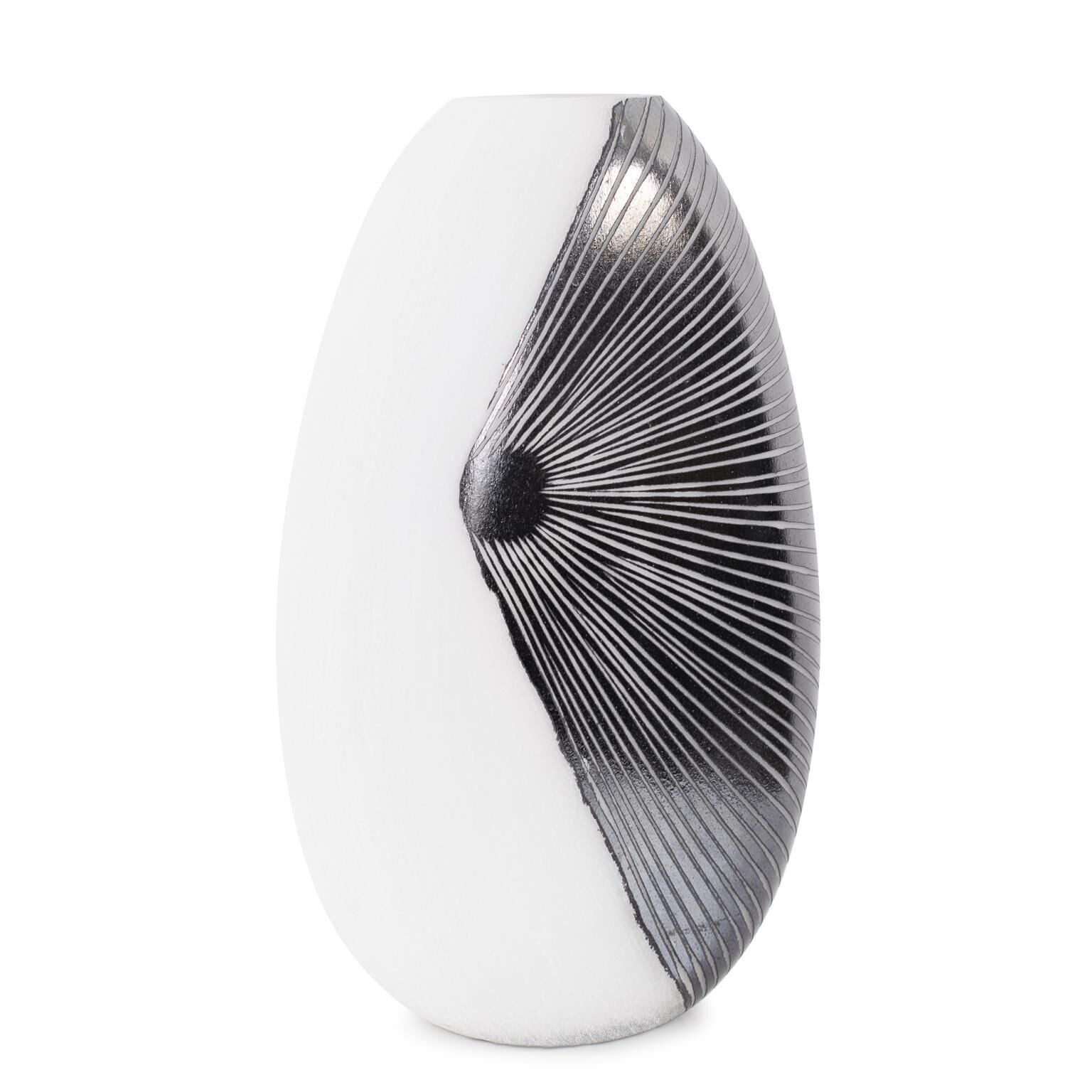 Howard Elliott Collection Oxman Hypnotic Vase-Urn Oxman Hypnotic - 44075 - Modern Contemporary