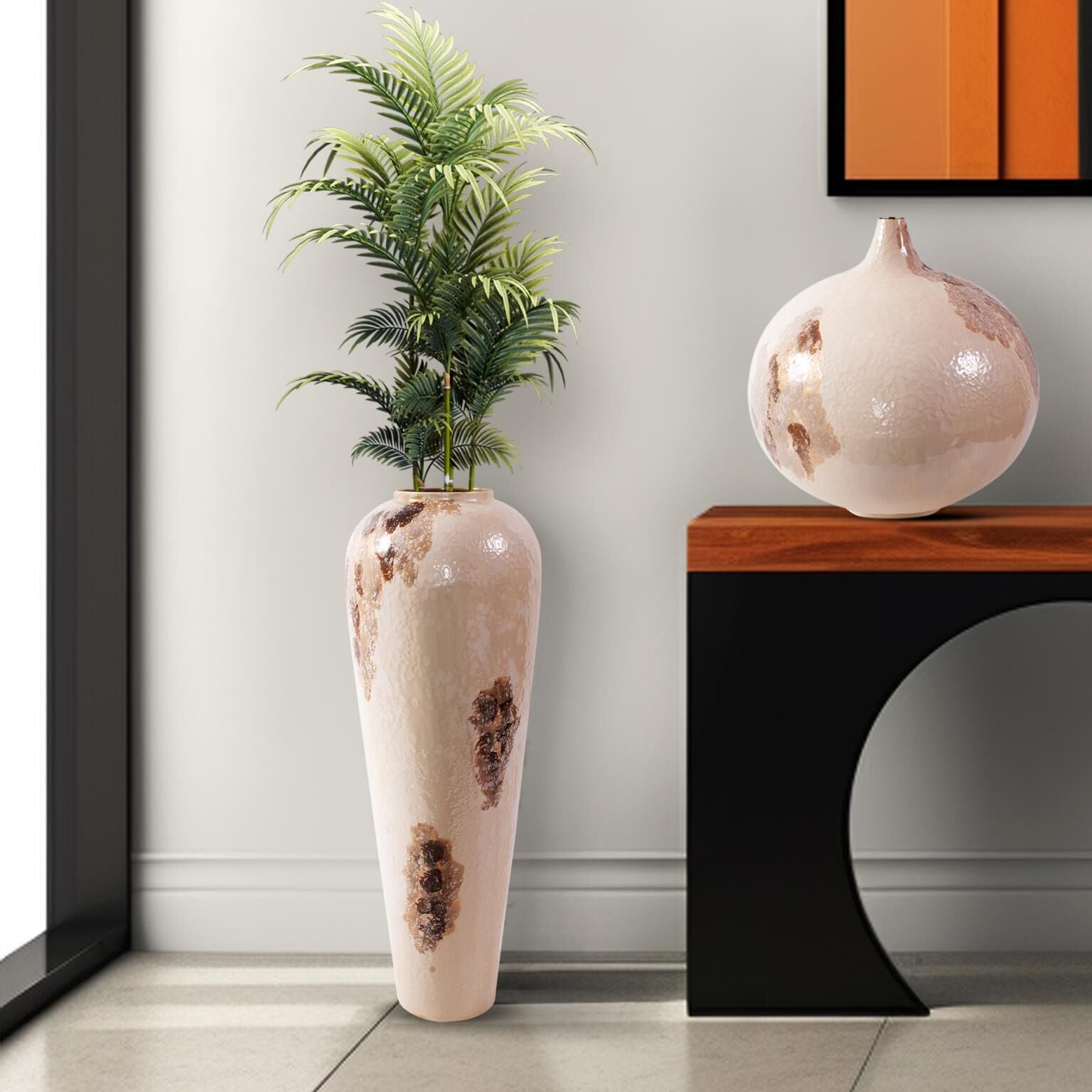 Howard Elliott Collection The Petrini Vase-Urn The Petrini - 51412 - Modern Contemporary