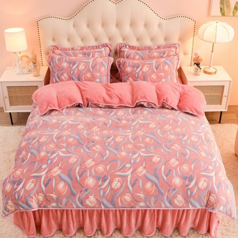 Modern Leaf Pattern Soft Milk Velvet Bed Sheet Set with Bed Skirt, Style 3 - California King(4 pcs)