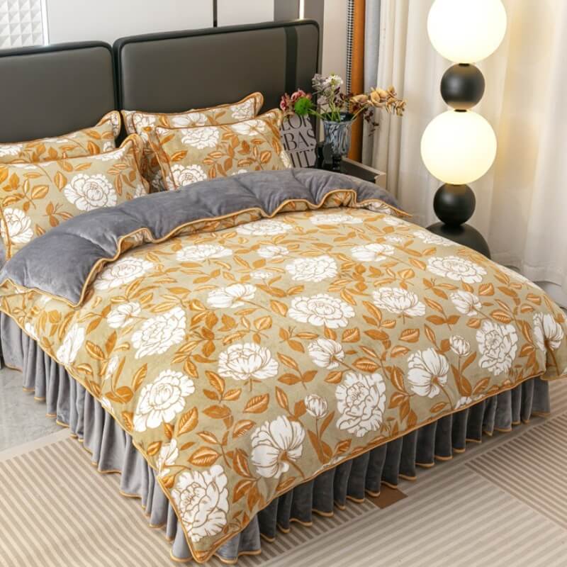 Modern Leaf Pattern Soft Milk Velvet Bed Sheet Set with Bed Skirt, Style 1 - California King(4 pcs)