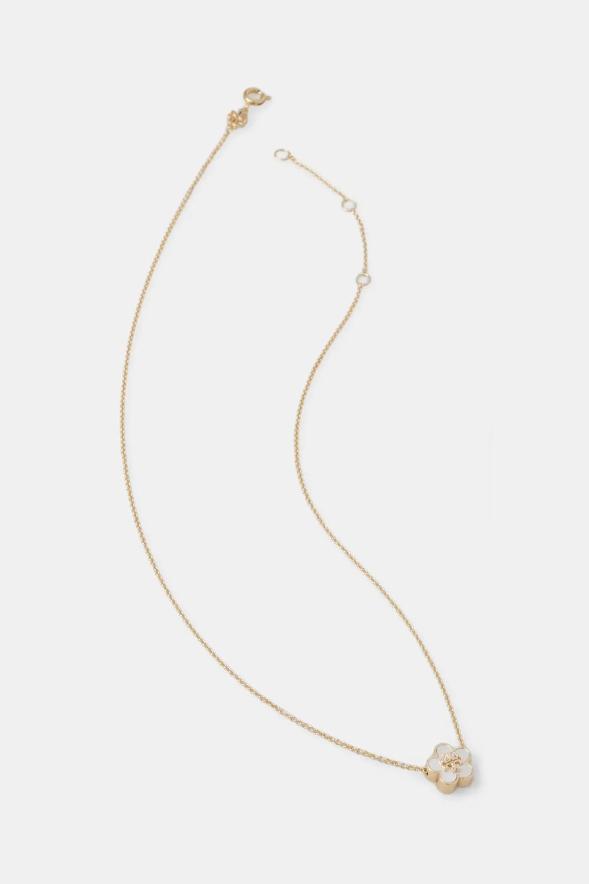 Pozlačena ogrlica Tory Burch Kira Flower Pendant 158996-700