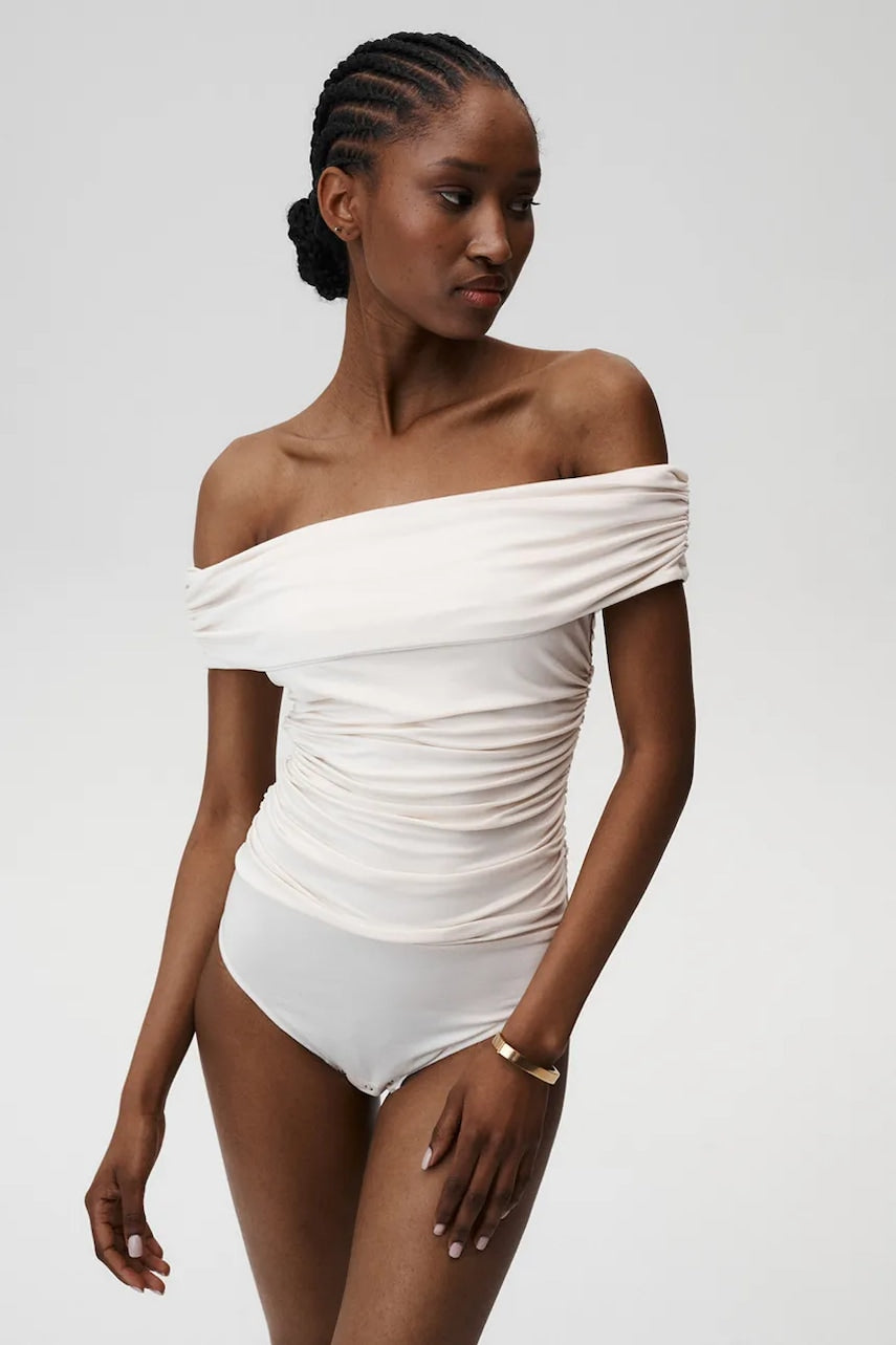 Body Undress Code Buttercup Bodysuit Thong ženska, bež barva, 849