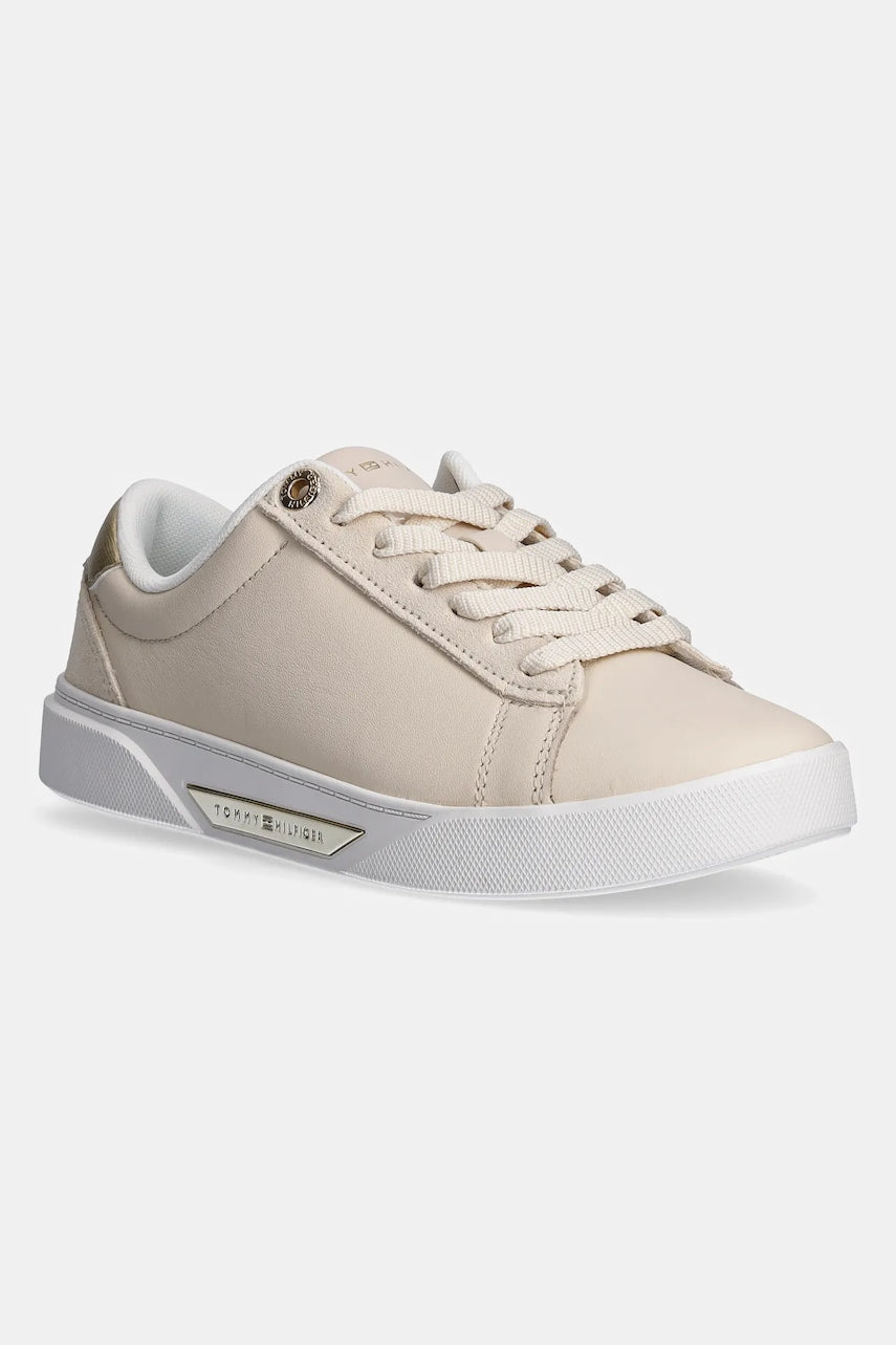 Kožne tenisice Tommy Hilfiger CHIC COURT SNEAKER boja: bež, FW0FW08382