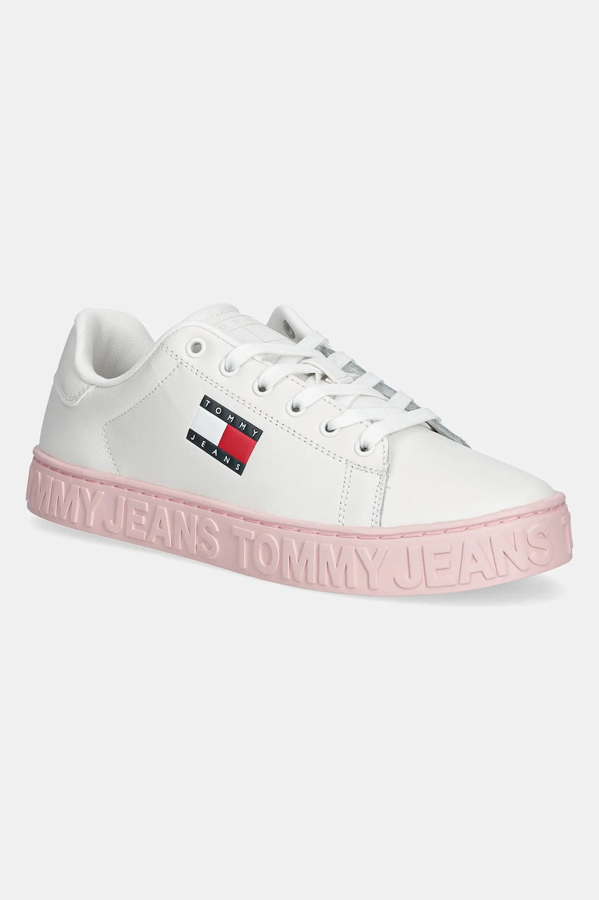 Usnjene superge Tommy Jeans TJW LOGO SNEAKER ESS bež barva, EN0EN02703