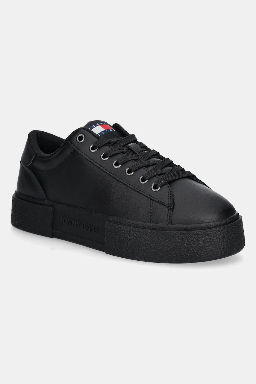 Kožne tenisice Tommy Jeans TJW FLATFORM SNEAKER boja: crna, EN0EN02698