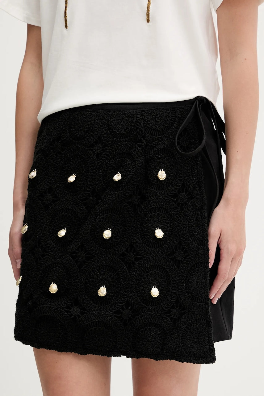 Suknja s primjesom vune Never Fully Dressed boja: crna, mini, ravna, NFDSK671