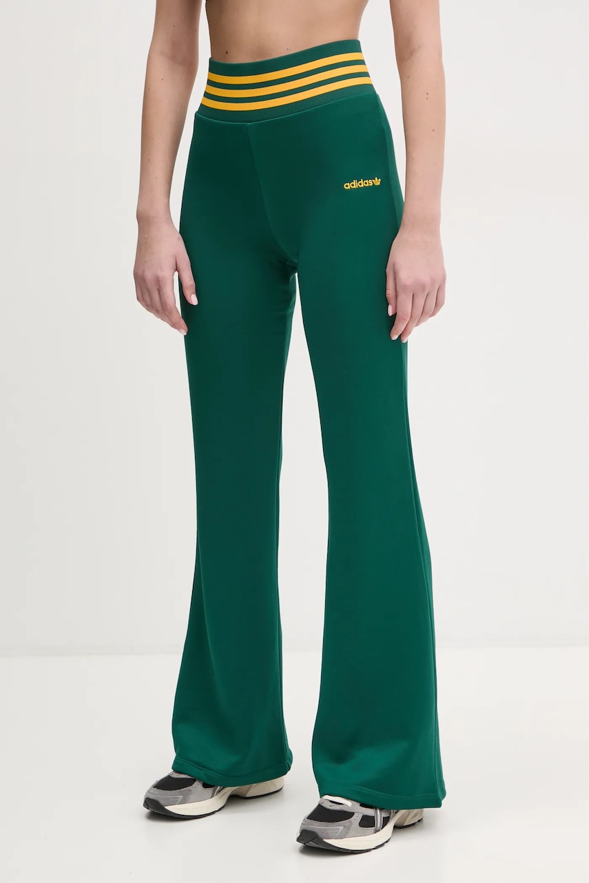Donji dio trenirke adidas Originals FLARED PANTS za žene, boja: zelena, s aplikacijom, JC7689