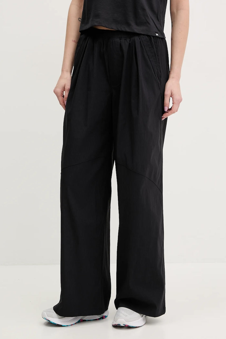 Donji dio trenirke Under Armour Unstoppable za žene, boja: crna, bez uzorka, 6000276