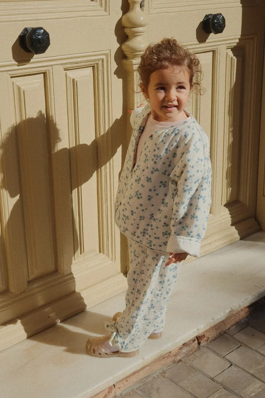 Dječje pamučne hlače Konges Sløjd RHW x KS MIOBLU PANTS GOTS boja: bež, s uzorkom, Rosie Huntington Whiteley KS103615