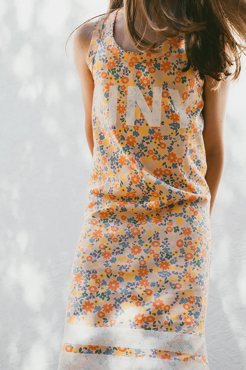 Dječja pamučna haljina Tinycottons GARDEN DRESS boja: narančasta, mini, ravna, SS25-019