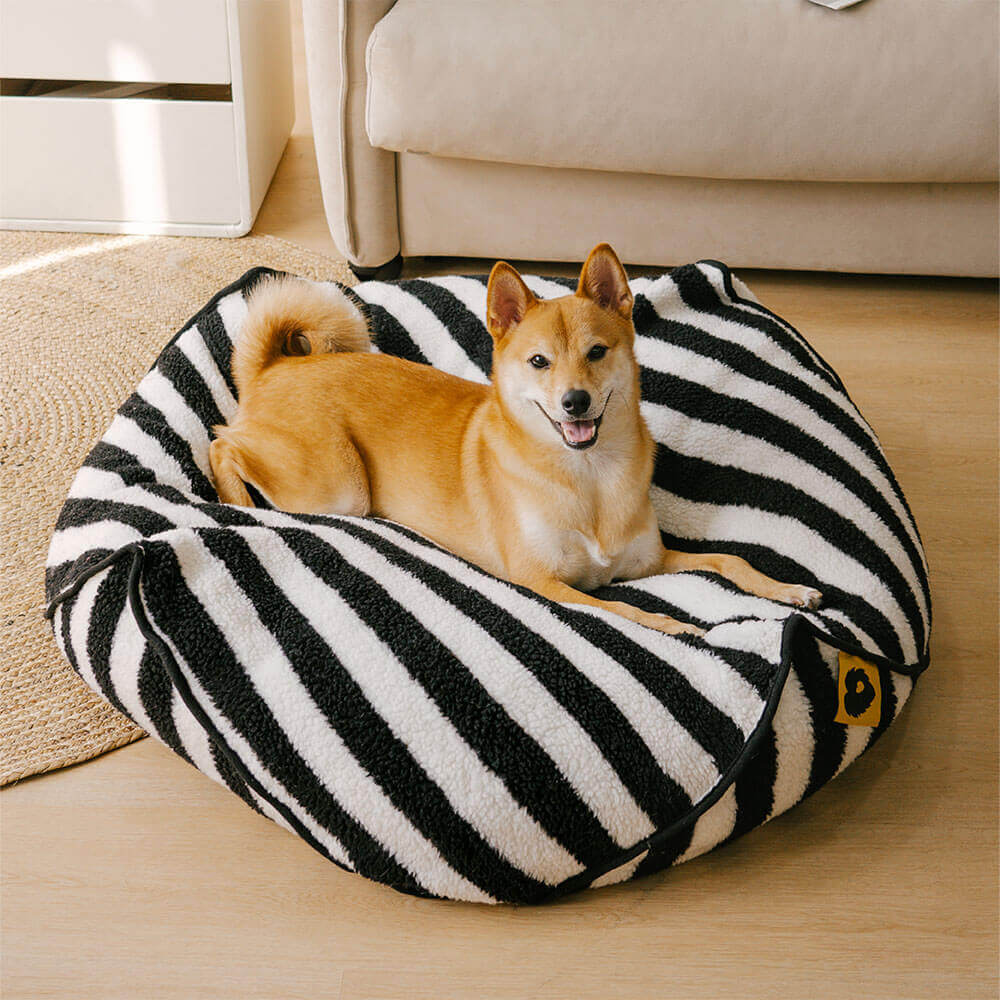Trendy Striped Pattern Polygonal  Calming Bean Bag Dog Bed, Black - L