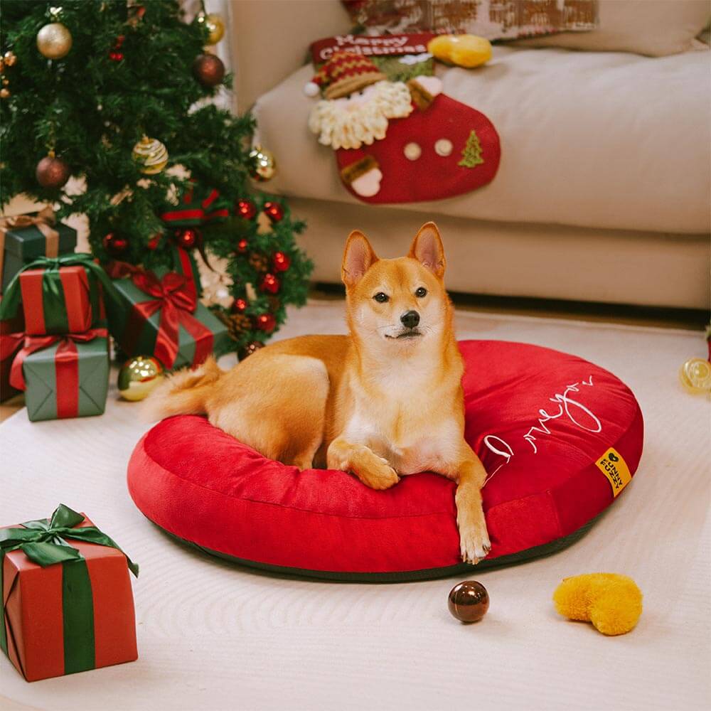 Velvet Heart-Shaped Festive Dog Bed, Red - M