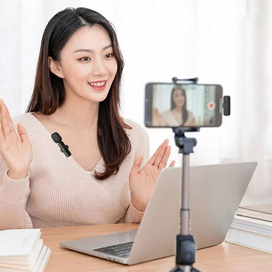 2-in-1 Wireless Mini Microphone for iOS Devices