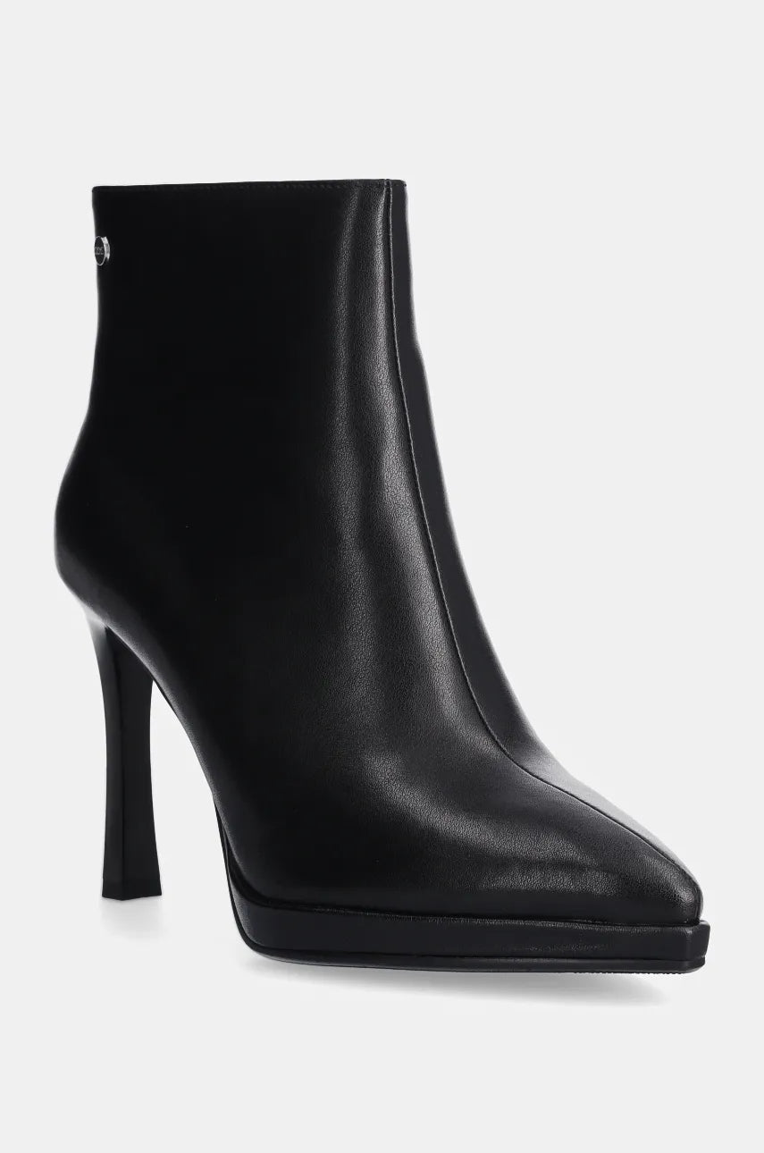 Kožne gležnjače GOE za žene, boja: crna, s tankom potpeticom, OO2N4208 BLACK