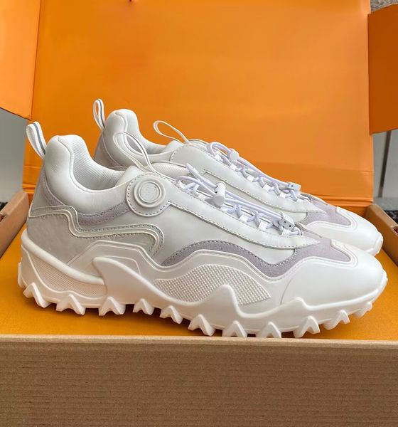 Mulheres perfeitas Rush Sneaker Shoes Salon Calf Leather Wave-Paterned Solas Treinadores Lady Party Wedding Casual Casual Famoso calçado de