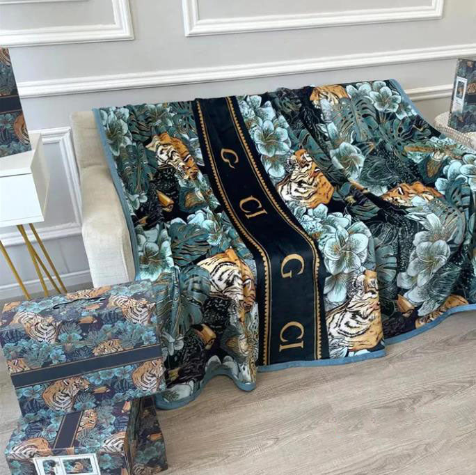 Designer Blanket 150X200cm Classic Color Air Fashion Conditioning Car Travel Bath Towel Soft Winter Coral Fleece Shawl Throw Blankets