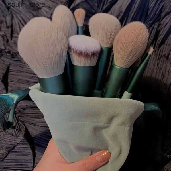 13Pcs Soft Fluffy Brushes Set for cosmetics Foundation Blush Powder Eyeshadow Kabuki Blending Makeup brush beauty tool L240910 L0910