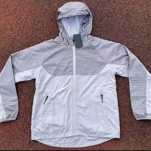 Designer mens sports hooded jackets tech waterproof spring fall jacket hoodies windbreaker outerwear sun protection stormsuit outdoor sports