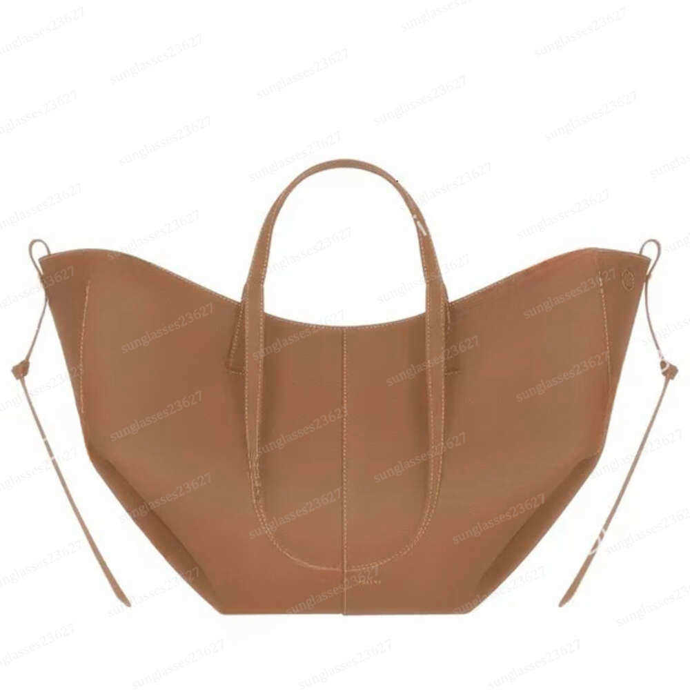 Evening Bags Tote polenee Designer Bag Half Moon Underarm Totes Mirror Quality Dual Carrying Options Women Winged Design Buck 6695