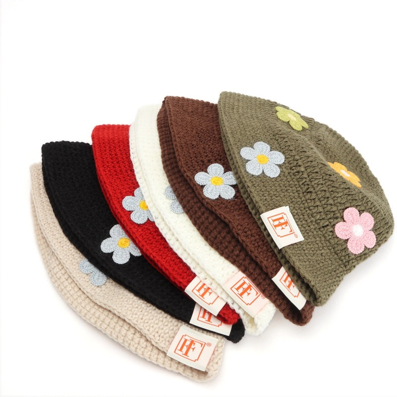 Qingqing&#039;s new handmade flower knitted woolen hat - perfect for children and autumn-winter, versatile and suitable for all face shapes, like a