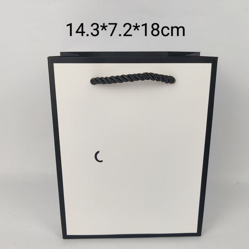 Designer Paper Gift Bag for 2c Jewelry Cosmetics Lipstick Perfume Clothes Bags