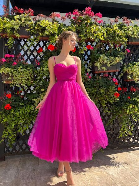 Tulle and Tibia Length Prom Dress Women&#039;s Tight Corset Heart Shape Thin Shoulder Strap Youth Formal Evening Dress