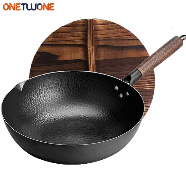 Pans High Quality Iron Wok Traditional Handmade Nonstick Pan Noncoating Gas Cooker Cookware 230731