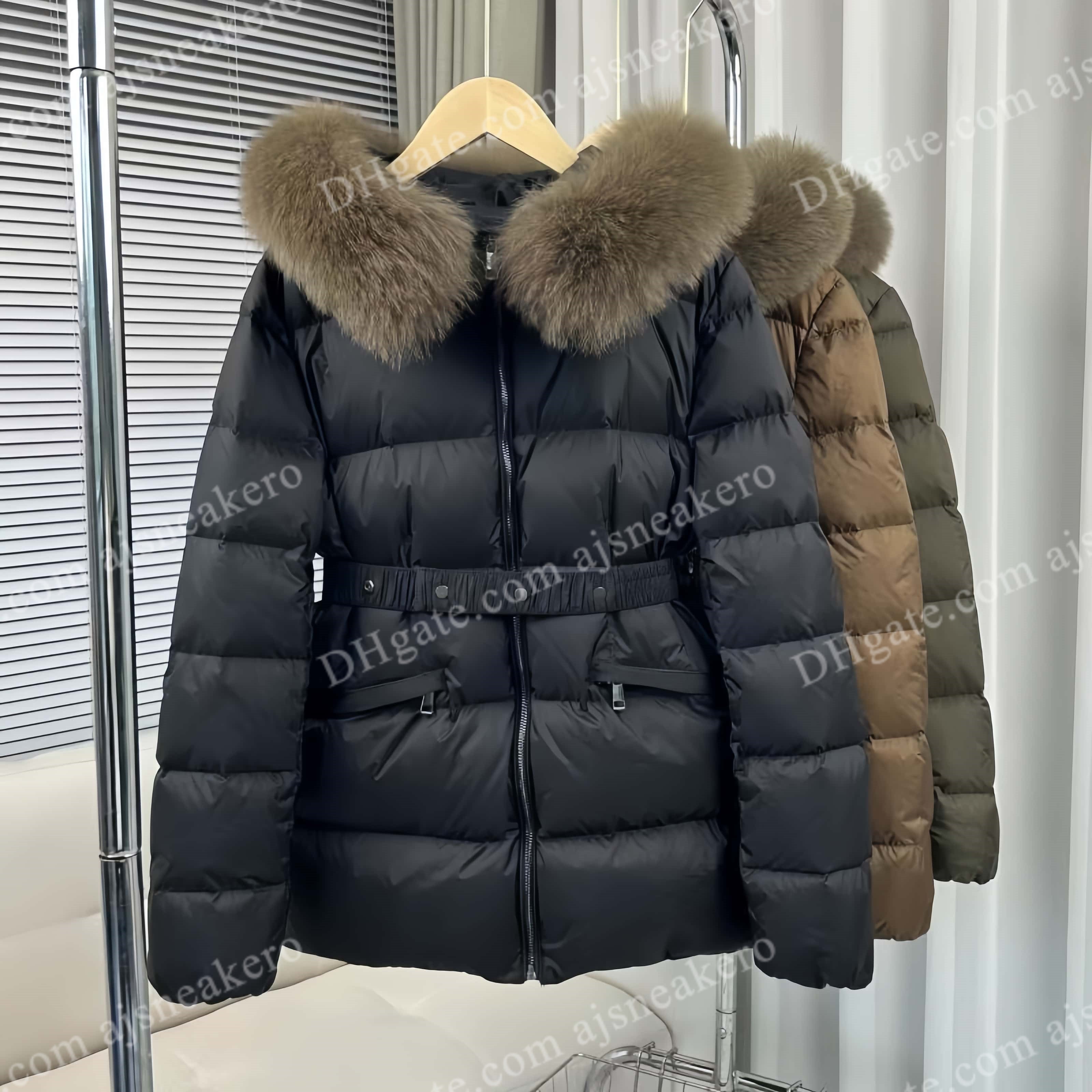 Femme designer coat womens embroidered badge puffer jacket fur collar winter keep warm jacket belted womens down jacket