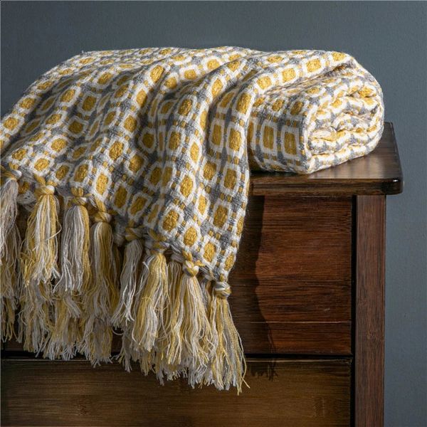 Nordic Knitted Blanket Travel Plaid Bed Khaki Sofa Throw Rug with Tassels Vintage Thin Summer Air Condition Blankets 241210