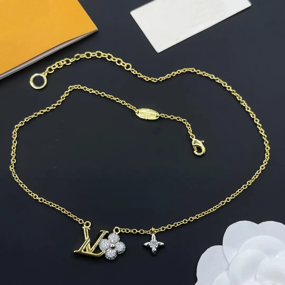 Never Fading 18K Gold Plated Luxury Brand Designer Pendants Necklaces Stainless Steel Double Letter Choker Pendant Necklace Beads Chain Jewelry Acce