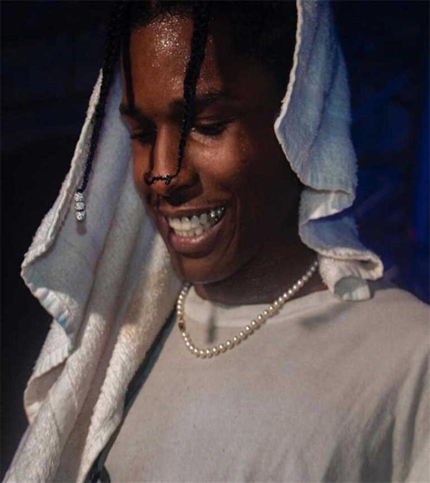 European and American pop ASAP rocky with retro aricial pearl necklace men and women hiphop clavicle chain couple Choker81107505684279