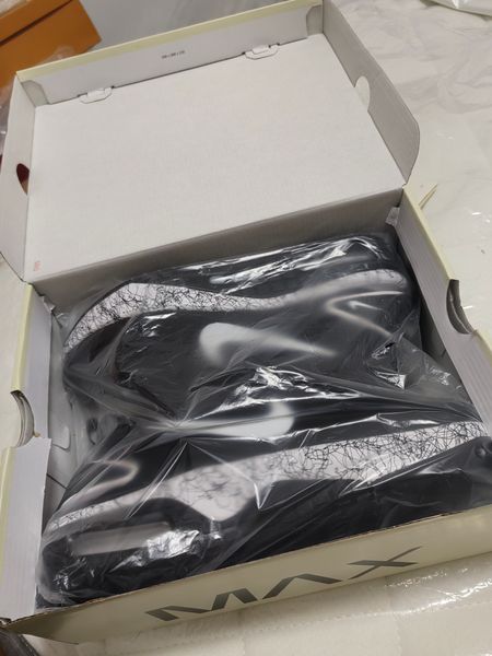 2025 Mens Shoes For Men Sneakers Women Athletic Sport Trainers size 36-45 KJ2 with box sport shoes for men