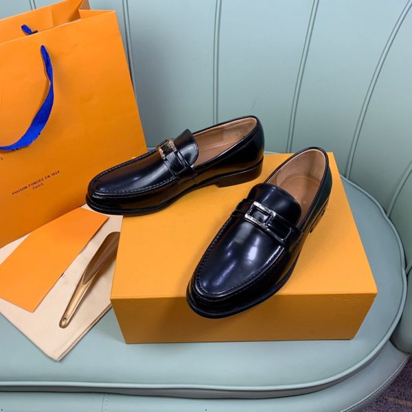 Luxury High Quality Men Shoes Fashion Casual Shoes Male Pointed Oxford Wedding Leather Designer Dress Shoes Men Gentleman Office Shoes