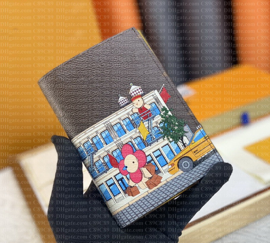 Designer Passport Purse Multiple Card Holders Credit Wallet Holidays Passport Holders Men Women Fashion Passport Cover ID Business Pocket for Ladies