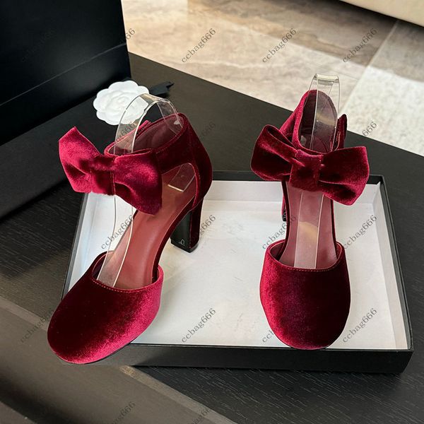 Designer Ladies Velvet High Heels Dress Shoes Strass Bow Decorated Vintage Round Toes Wedding Shoes Outdoor Casual Shoes Classic Wine Red Bl