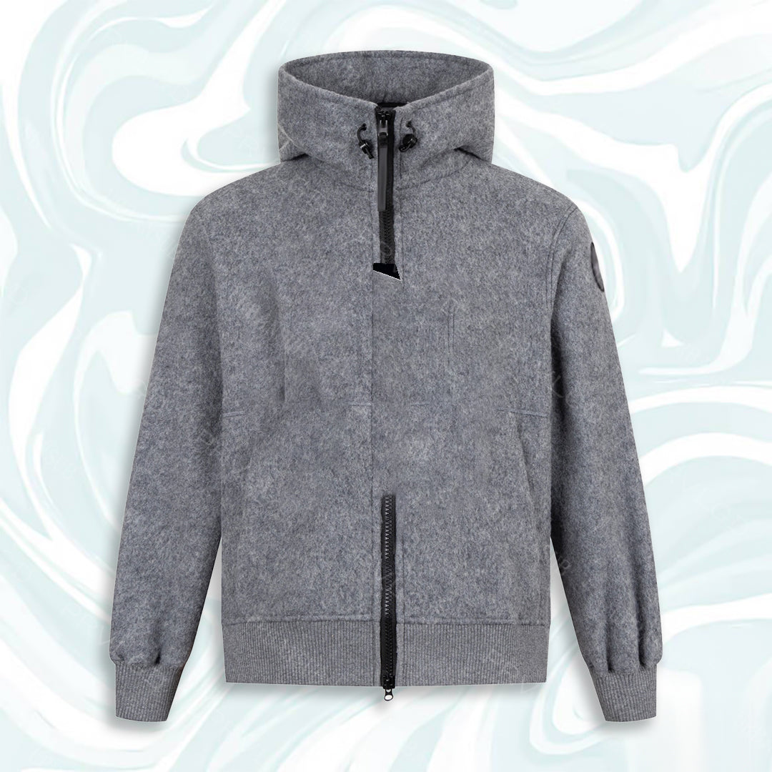 Elegant Zipper-Reversible Black Outerwear for Stylish Winter Layers