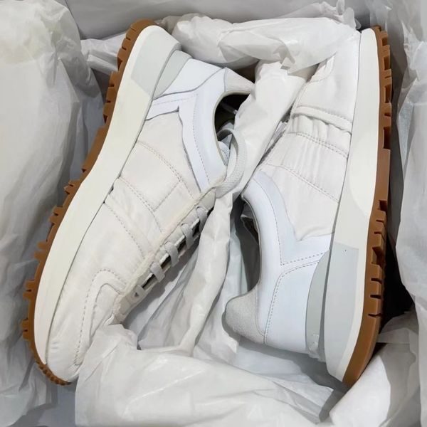 MM6 de ponta MM6 Forrest Gump Shoes Novos sapatos esportivos